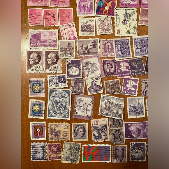 Vintage international & USA Postal Stamps - over 100 postmarked. Pink/Purple#1 - Picture 4 of 7